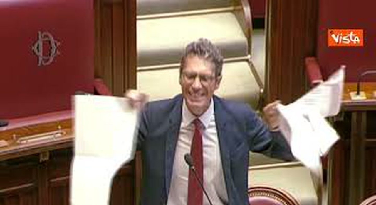 https://statics.cedscdn.it/photos/MED_HIGH/2026/06/26/9615987_poster.jpg