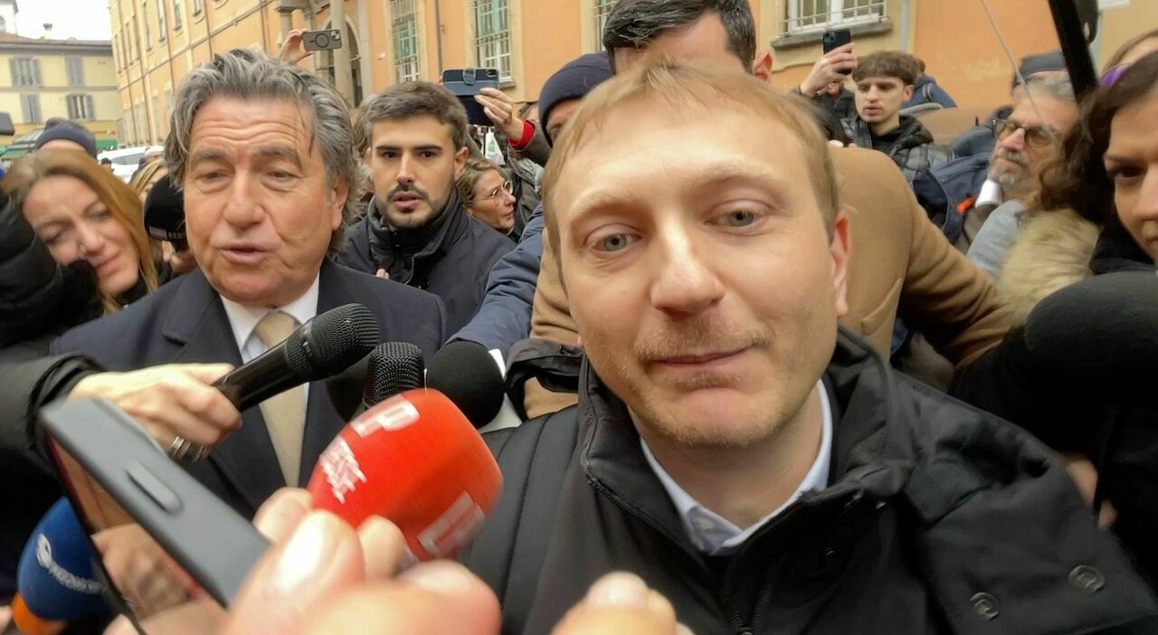 https://statics.cedscdn.it/photos/MED_HIGH/2026/06/27/9618033_27124933_perche_il_caso_garlasco_puo_riaprirsi_la_nuova_perizia_sulla_camminata_di_alberto_stasi_e_la_decisione_sulla_revisione_a_settembre_.jpg