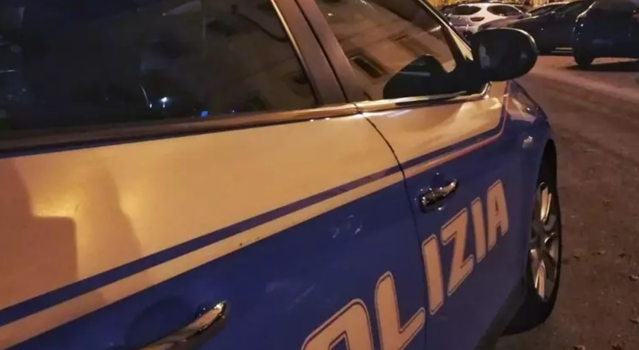 https://statics.cedscdn.it/photos/MED_HIGH/2026/06/29/9621408_29124332_polizia_notte.jpg