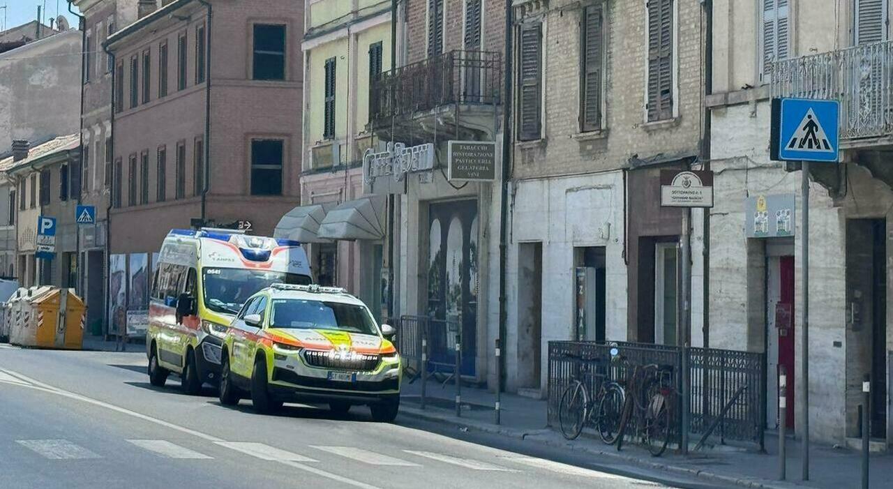 https://statics.cedscdn.it/photos/MED_HIGH/2026/06/29/9621739_29182613_mamma_morta_casa_falconara.jpg