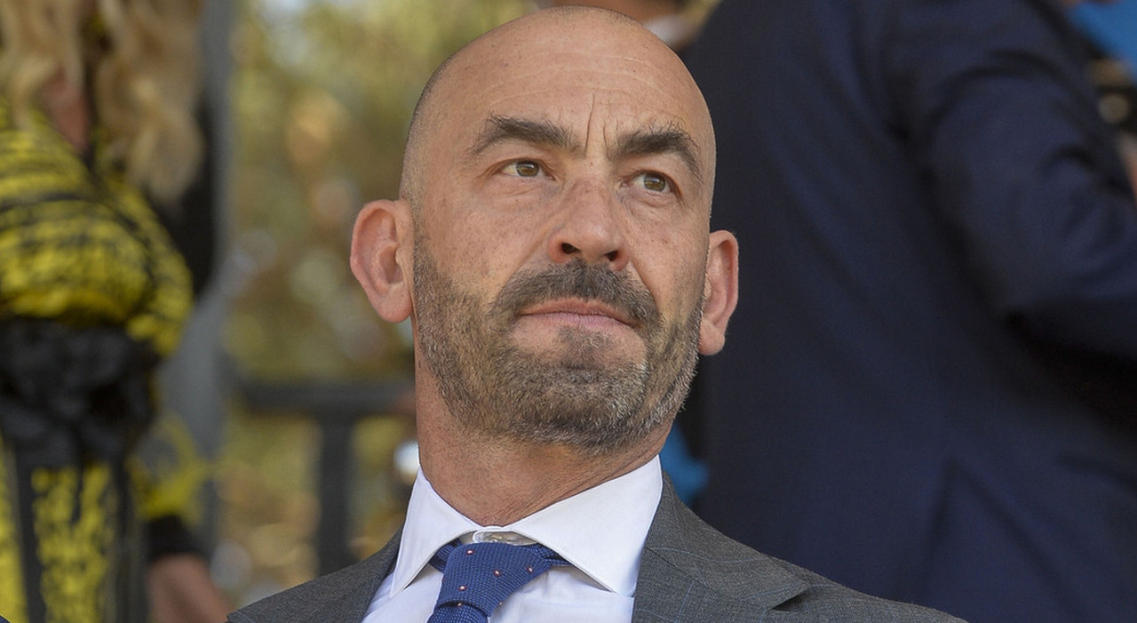 https://statics.cedscdn.it/photos/MED_HIGH/2026/06/30/9623705_30173607_bassetti_minacce_figli_moglie_ammazzati_poliziotti.jpg