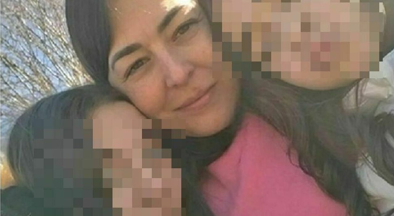 https://statics.cedscdn.it/photos/MED_HIGH/2026/06/30/9623813_30191505_9591938_14103045_sorelle_scomparse_mamma_censored.jpg