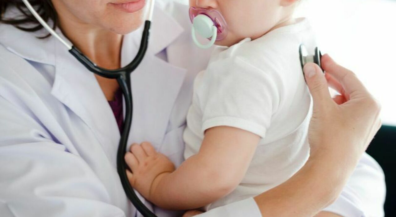 https://statics.cedscdn.it/photos/MED_HIGH/2026/07/01/9625249_01093405_bambina_positiva_marijuana_ricoverata_ospedale_santobono_napoli.jpg