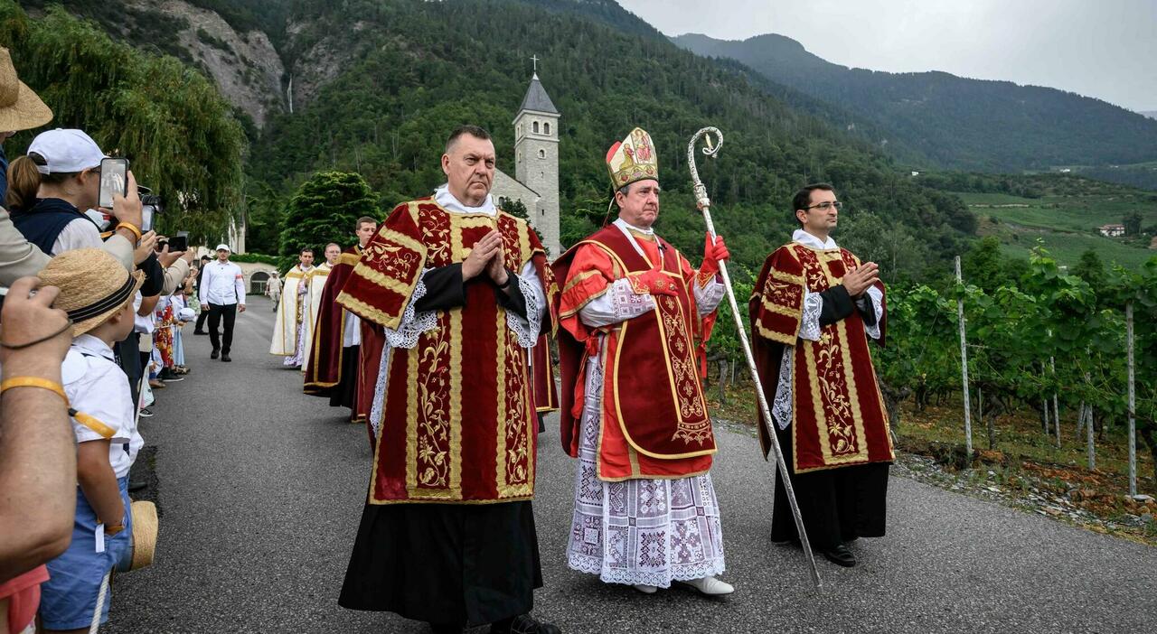 lefebvriani per i nuovi vescovi i modelli sono lefebvre e san cirillo la fraternit224 guarda ai custodi inflessibili dell ortodossia da Ilmessaggero.it lefebvriani per i nuovi vescovi i modelli sono lefebvre e san cirillo la fraternit224 guarda ai custodi inflessibili dell ortodossia