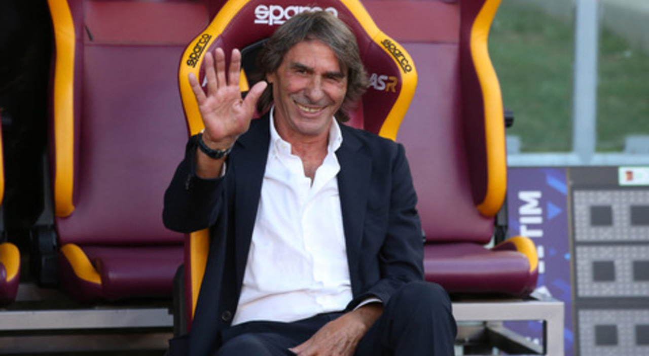 https://statics.cedscdn.it/photos/MED_HIGH/2026/07/01/9625356_01115725_bruno_conti_addio_roma_dopo_53_anni_video_discorso.jpg