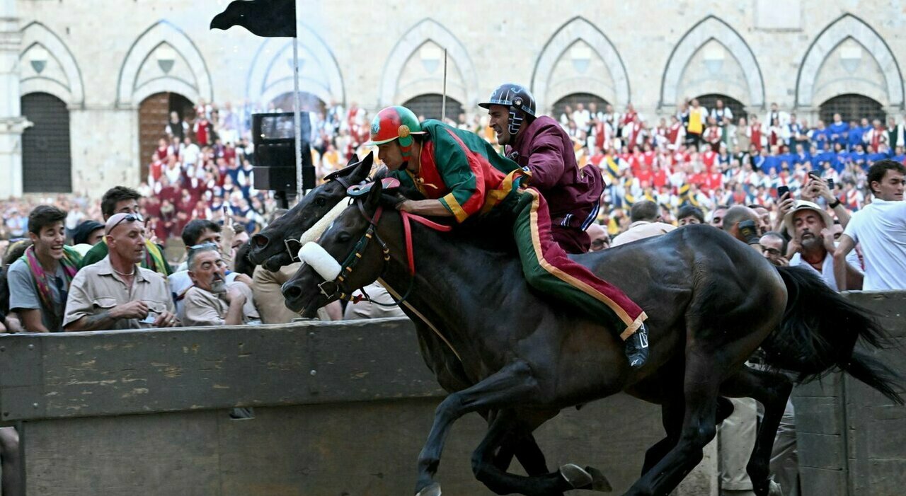 https://statics.cedscdn.it/photos/MED_HIGH/2026/07/02/9627640_02112920_6789605_02212119_palio_siena_the.jpg