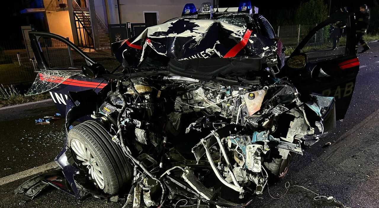 https://statics.cedscdn.it/photos/MED_HIGH/2026/07/02/9627725_02123702_incidente_carabinieri_auto_famiglia_feriti_bambini_montebelluna_video.jpg