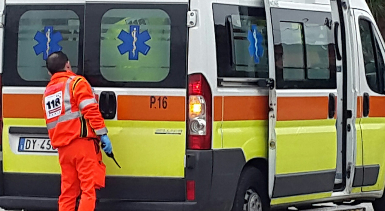 scende dall auto guasta in galleria e viene travolto e ucciso da un altro mezzo traforo chiuso e traffico deviato da Ilgazzettino.it scende dall auto guasta in galleria e viene travolto e ucciso da un altro mezzo traforo chiuso e traffico deviato