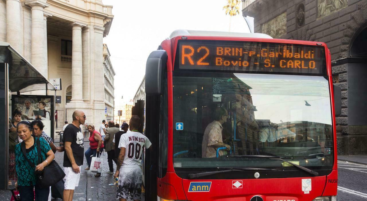 anm napoli rischio aumento del biglietto il comune si divide su autobus e funicolari da Ilmattino.it anm napoli rischio aumento del biglietto il comune si divide su autobus e funicolari