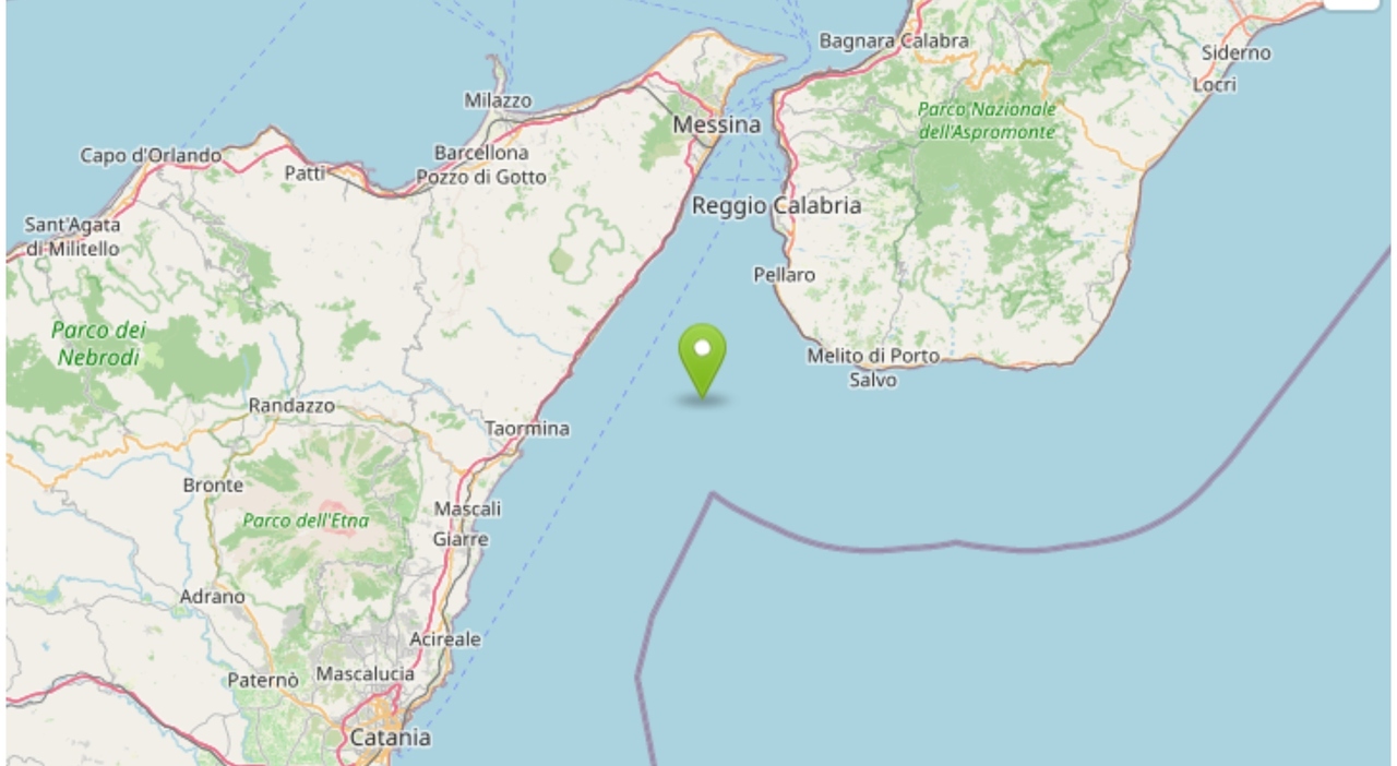 https://statics.cedscdn.it/photos/MED_HIGH/2026/07/04/9632092_04180638_terremoto_messina.jpg