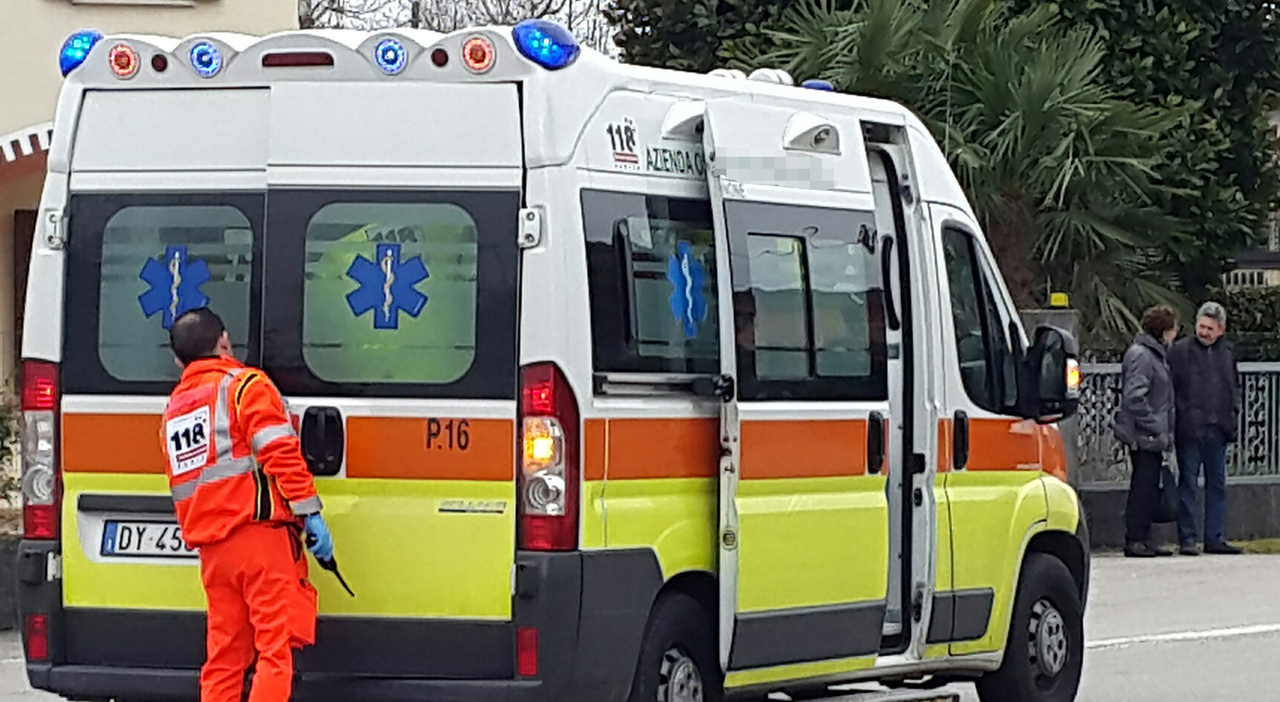 finisce contro un auto sulla strada bresciana morto giovane motociclista quinta vittima in veneto in 24 ore da Ilgazzettino.it finisce contro un auto sulla strada bresciana morto giovane motociclista quinta vittima in veneto in 24 ore