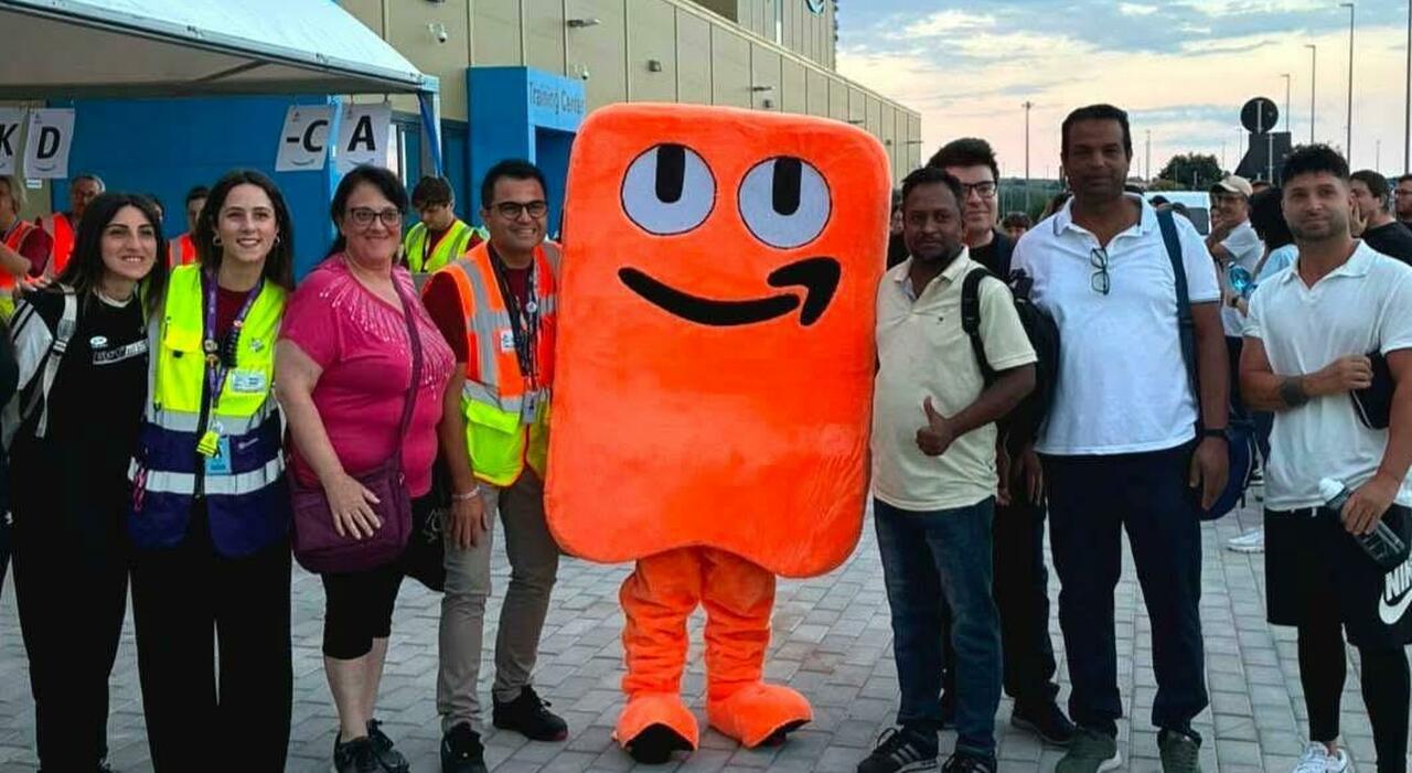 amazon apre a jesi parte oggi la sfida mille posti e traffico come cambia la citt224 foto da Corriereadriatico.it amazon apre a jesi parte oggi la sfida mille posti e traffico come cambia la citt224 foto