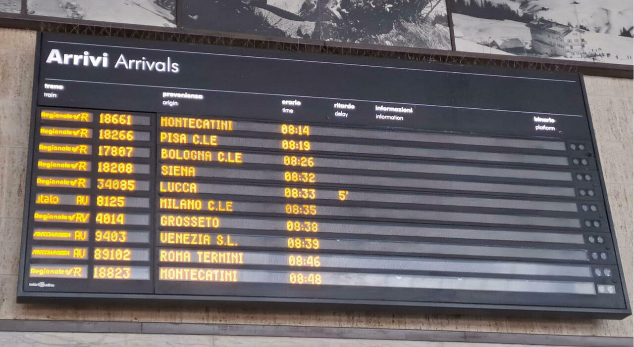 https://statics.cedscdn.it/photos/MED_HIGH/2026/07/06/9635054_06111225_caos_treni_roma_milano_firenze_napoli_diretta_cosa_succede.jpg