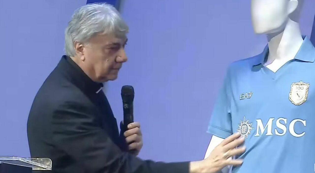 napoli il cardinale battaglia benedice la maglia per i 100 anni ecco il testo della preghiera da Ilmattino.it napoli il cardinale battaglia benedice la maglia per i 100 anni ecco il testo della preghiera