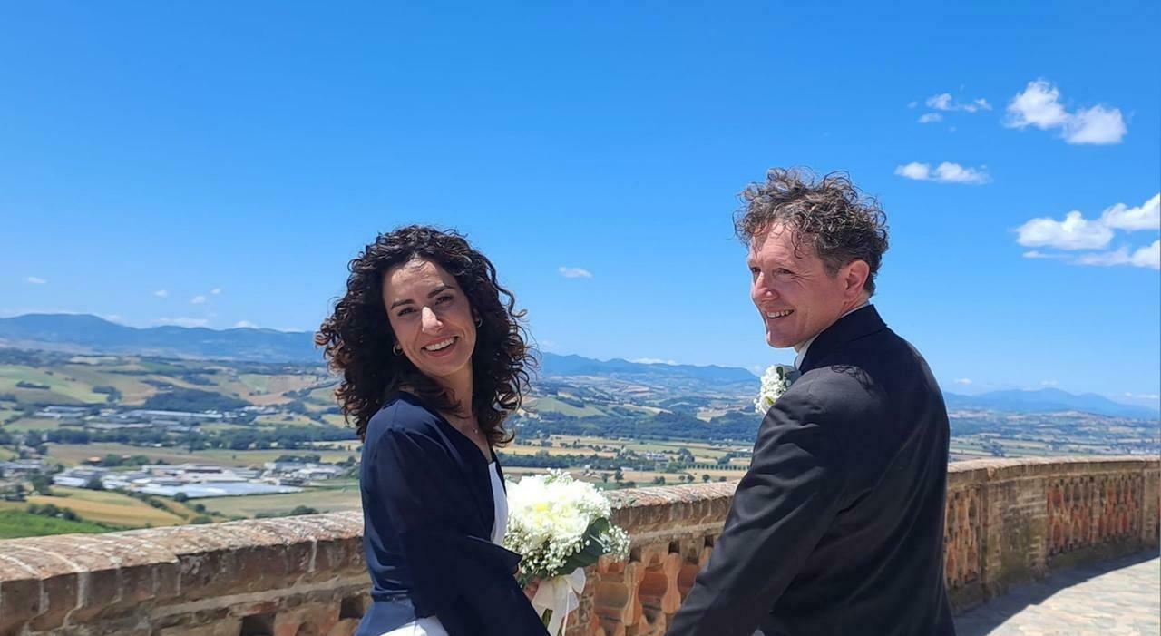 marito e moglie osimani dispersi in montagna il trekking poi i telefoni irraggiungibili da 6 giorni non si hanno notizie di davide cesaroni e chiara pesaresi da Corriereadriatico.it marito e moglie osimani dispersi in montagna il trekking poi i telefoni irraggiungibili da 6 giorni non si hanno notizie di davide cesaroni e chiara pesaresi