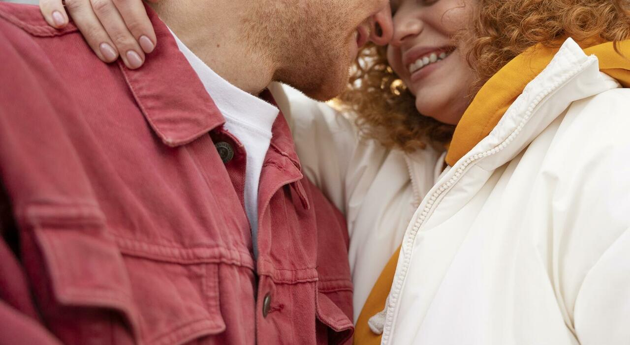 https://statics.cedscdn.it/photos/MED_HIGH/2026/07/07/9637291_07141641_lifestyle_couple_date_night.jpg