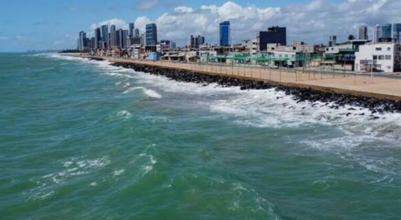 https://statics.cedscdn.it/photos/MED_HIGH/2026/07/13/9648969_13173531_el_nino_caldo_estremo_inondazioni_allarme_onu_quali_zone_sono_pericolo_oggi.jpg
