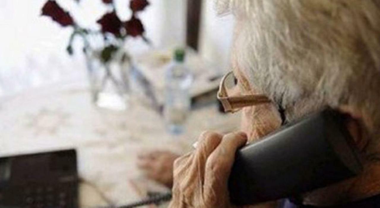 fano vuole rubare a unanziana gioielli per 60mila euro ma la polizia blocca il finto maresciallo da Corriereadriatico.it fano vuole rubare a unanziana gioielli per 60mila euro ma la polizia blocca il finto maresciallo
