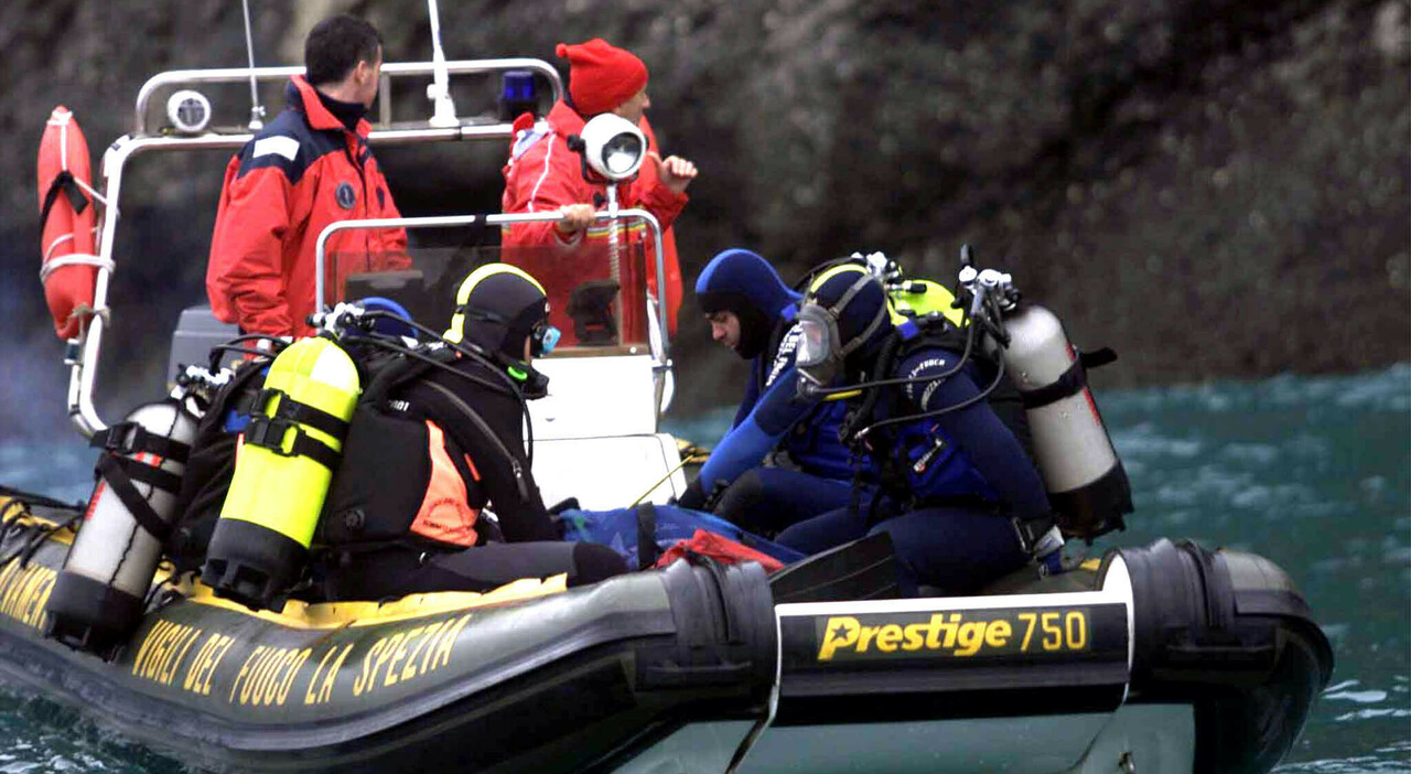 porto san giorgio non arriva alla cena con gli amici roberto sollini trovato morto fulminato da un malore durante l immersione subacquea da Corriereadriatico.it porto san giorgio non arriva alla cena con gli amici roberto sollini trovato morto fulminato da un malore durante l immersione subacquea