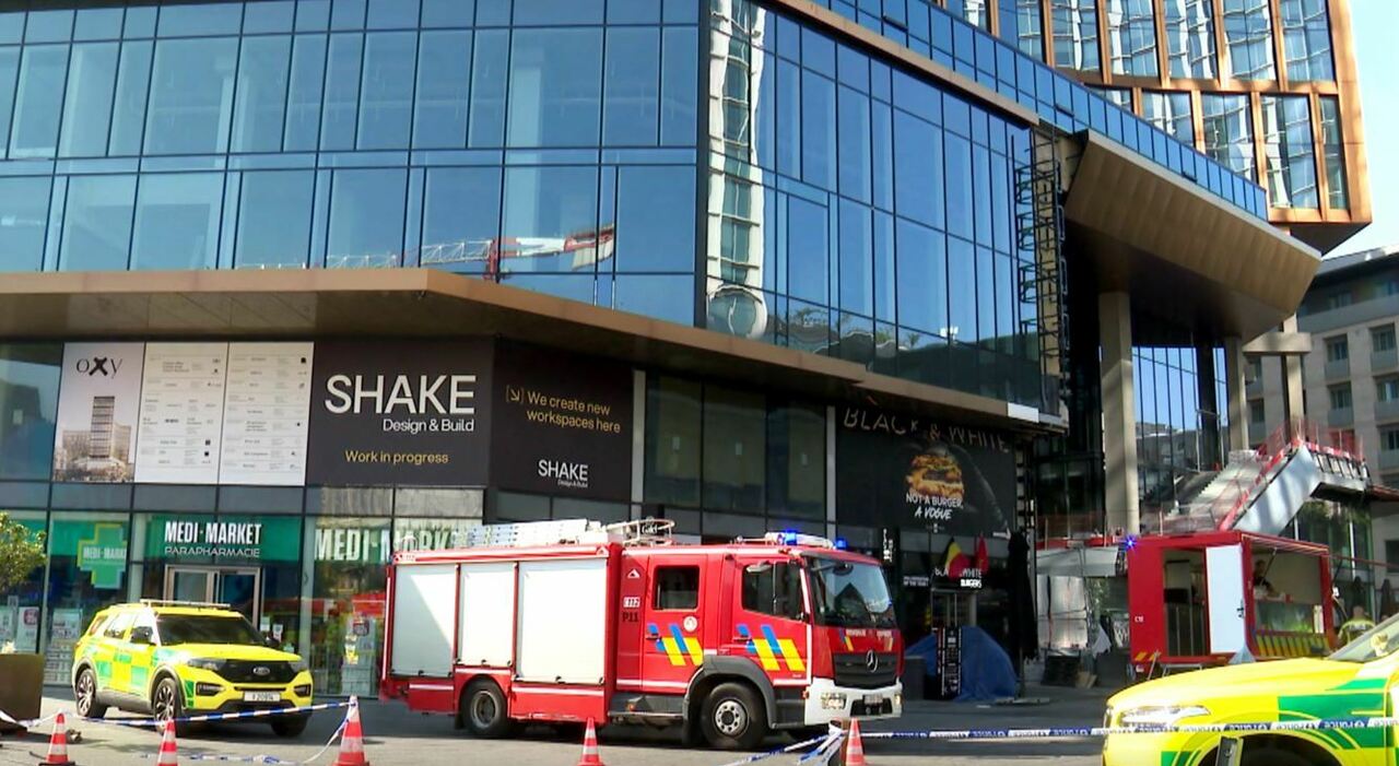 incendio bruxelles in fiamme la torre oxy diversi morti e almeno sei dispersi da Ilmessaggero.it incendio bruxelles in fiamme la torre oxy diversi morti e almeno sei dispersi