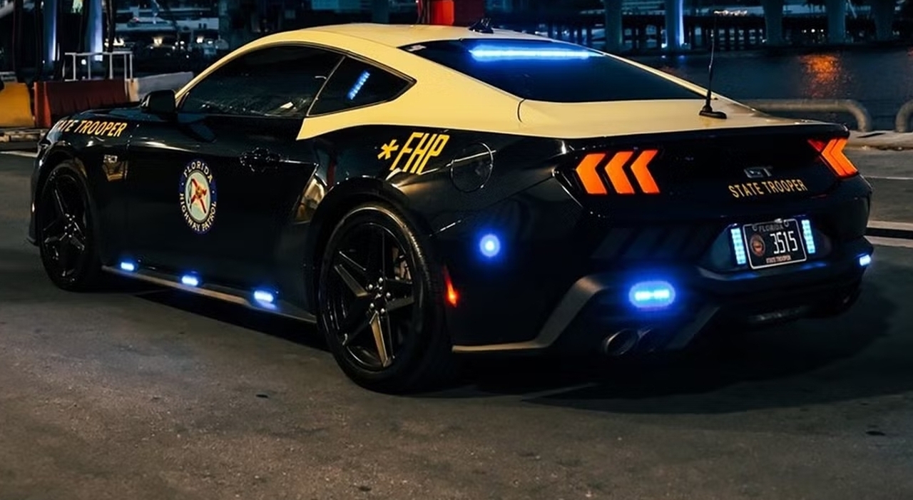 La Ford Mustang della Polizia della Florida