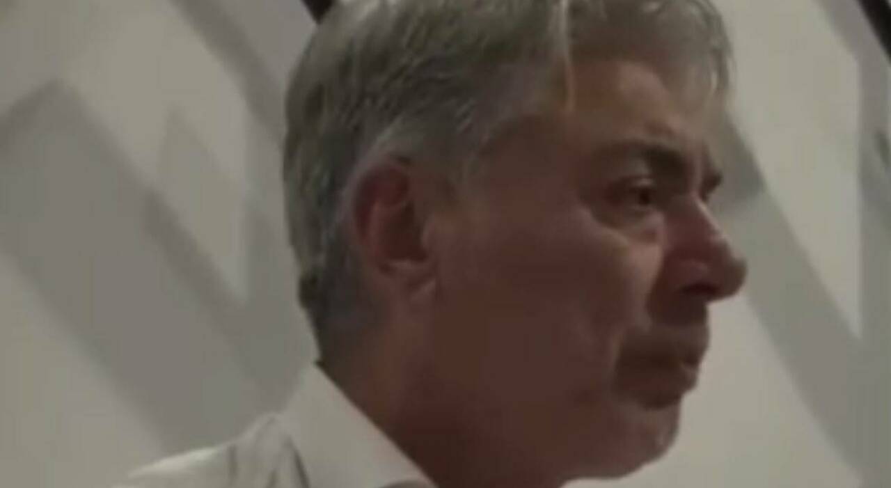 ercolano il segretario del pd cozzolino ad una festa con uomo legato al clan suarino da Ilmattino.it ercolano il segretario del pd cozzolino ad una festa con uomo legato al clan suarino