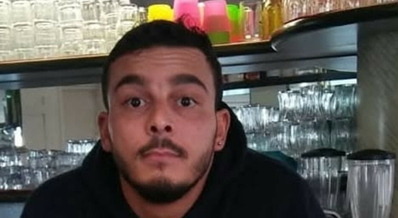 francesco vona morto schiacciato da un rullo ferito un collega tragico infortunio sul lavoro nella cava da Ilgazzettino.it francesco vona morto schiacciato da un rullo ferito un collega tragico infortunio sul lavoro nella cava