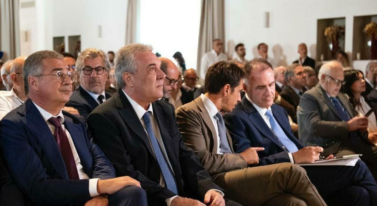 zes intesa investe sulla crescita sbarra fondi destinati al sud da Ilmattino.it zes intesa investe sulla crescita sbarra fondi destinati al sud