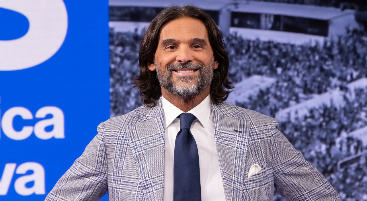 https://statics.cedscdn.it/photos/MED_HIGH/2026/07/17/9655681_19174219_lele_adani_moglie_argentina_origini_figli_dove_vive_commenta_finale_intervista_cosa_ha_detto.jpg