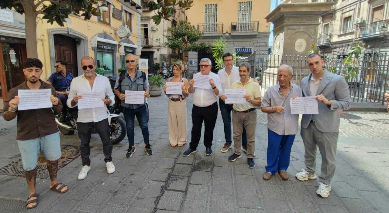 caso roggero sit in degli orafi napoletani s236 alla grazia 232 un uomo provato da Ilmattino.it caso roggero sit in degli orafi napoletani s236 alla grazia 232 un uomo provato