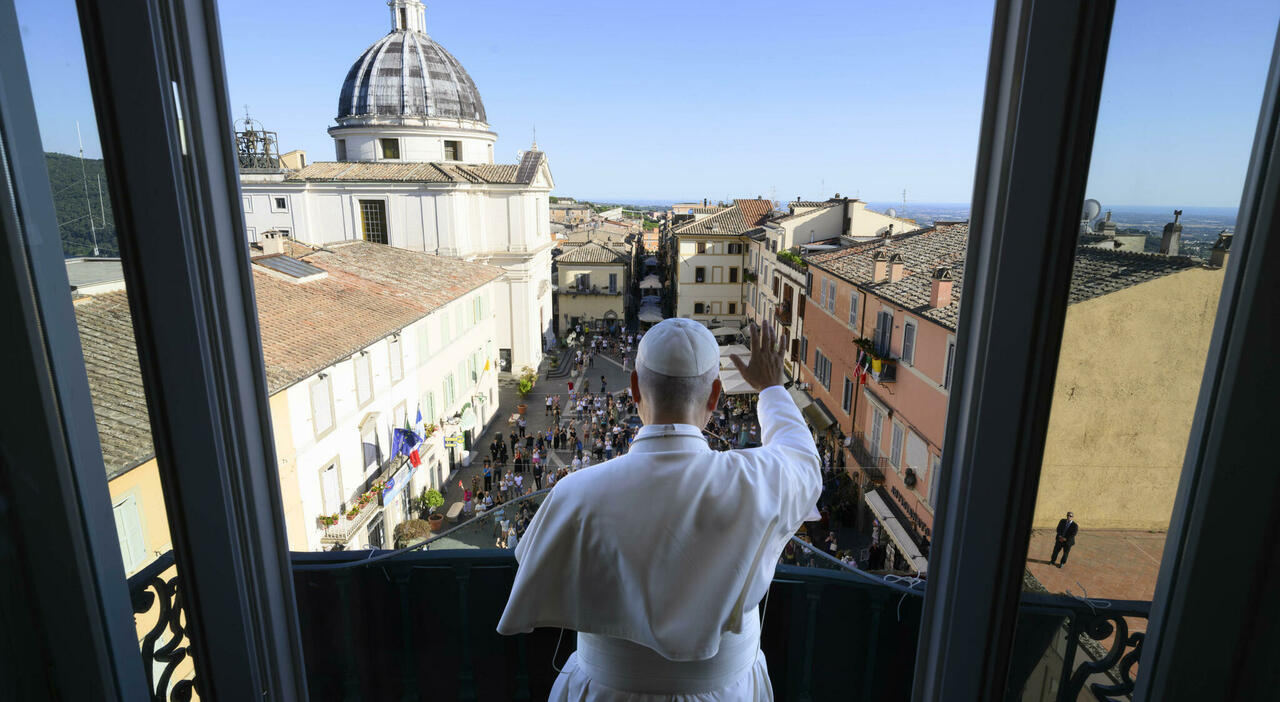 caldo record nei magazzini di papa leone malore tra i facchini arrivano solo dieci ventilatori da Ilmessaggero.it caldo record nei magazzini di papa leone malore tra i facchini arrivano solo dieci ventilatori