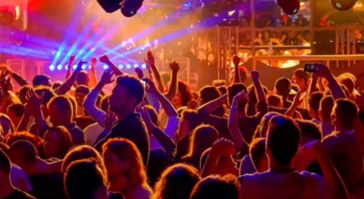 ischia coma etilico e colpi di calore sette giovani in ospedale dopo una serata in discoteca da Ilmattino.it ischia coma etilico e colpi di calore sette giovani in ospedale dopo una serata in discoteca