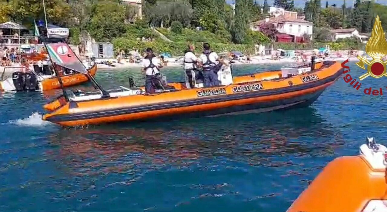 si tuffa nel lago di garda per salvare un bambino che annega poi viene inghiottito dall acqua ricerche in corso sui fondali da Ilgazzettino.it si tuffa nel lago di garda per salvare un bambino che annega poi viene inghiottito dall acqua ricerche in corso sui fondali