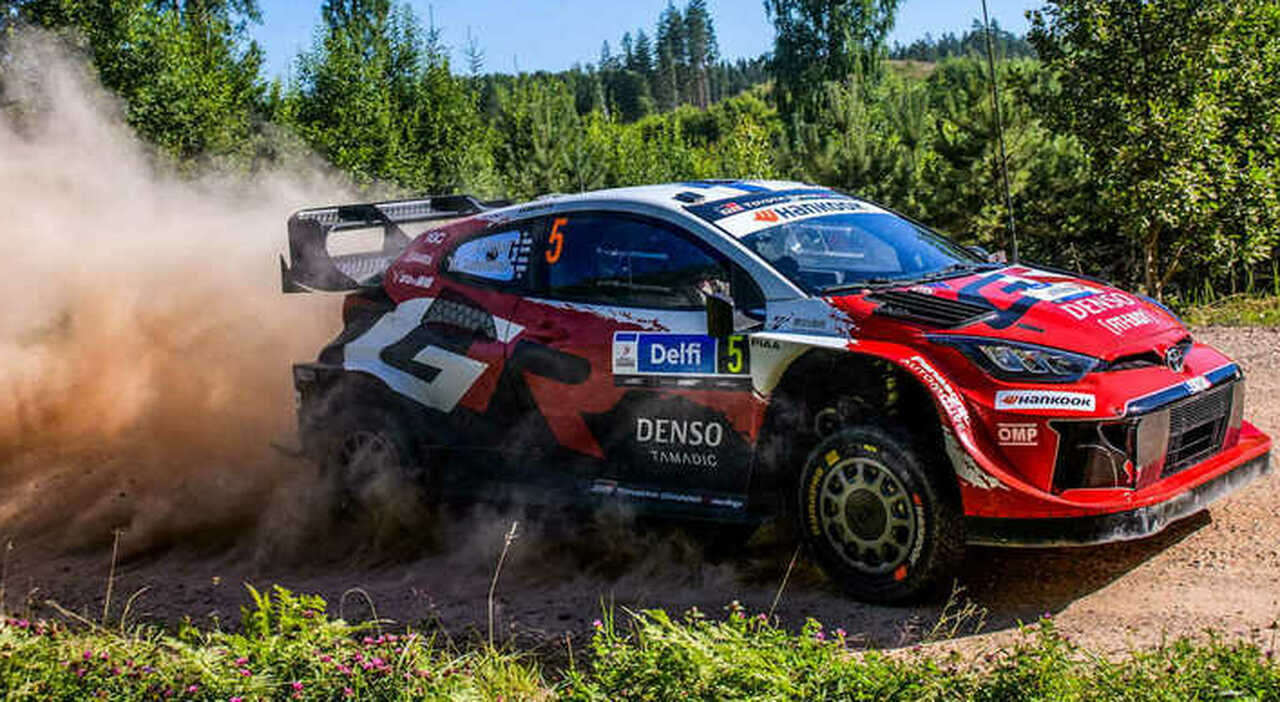 Pajari guida il Rally di Estonia verso il primo successo nella classe regina