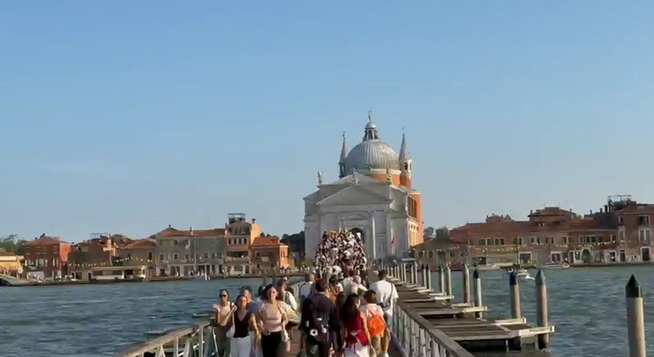 https://statics.cedscdn.it/photos/MED_HIGH/2026/07/18/9659171_poster.jpg