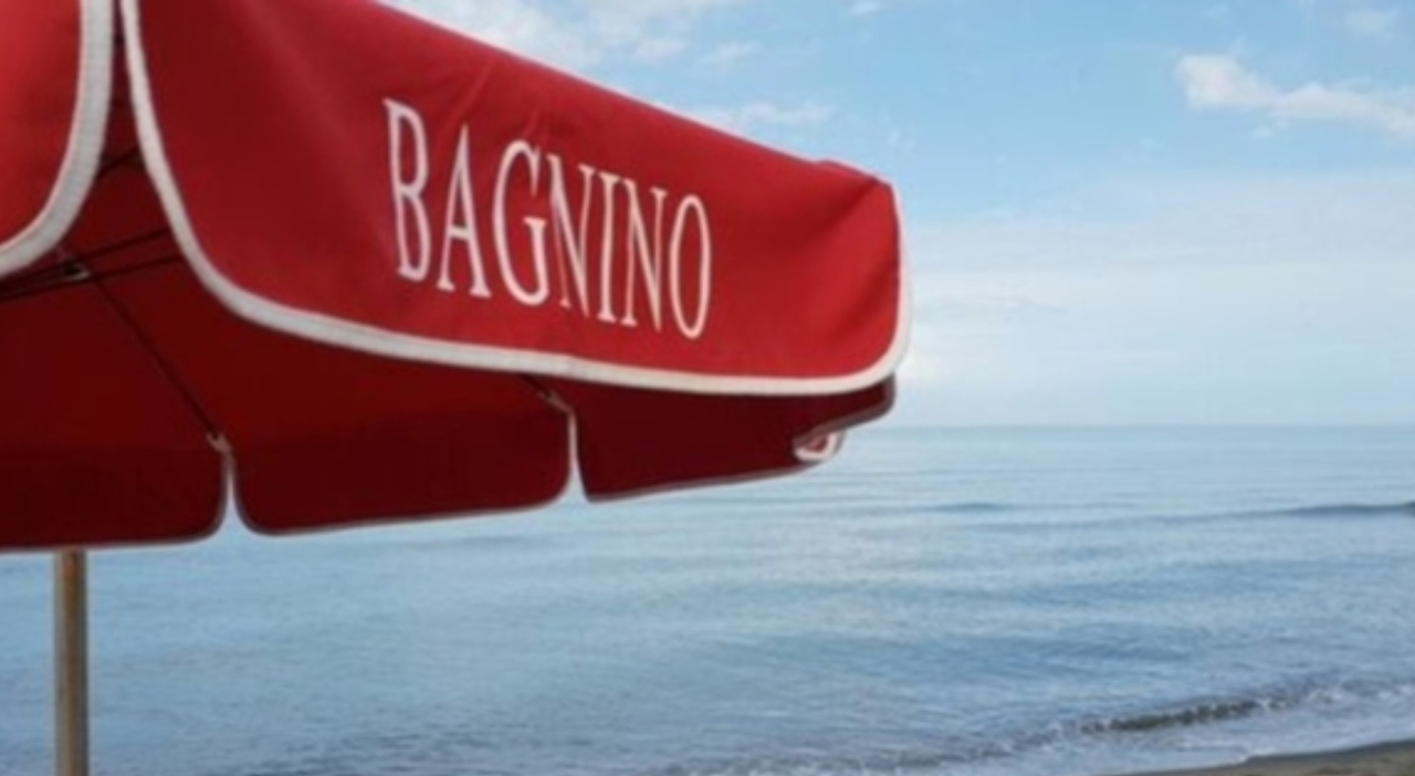 https://statics.cedscdn.it/photos/MED_HIGH/2026/07/19/9660540_19152408_morto_mare_malore_ostia_oggi.jpg