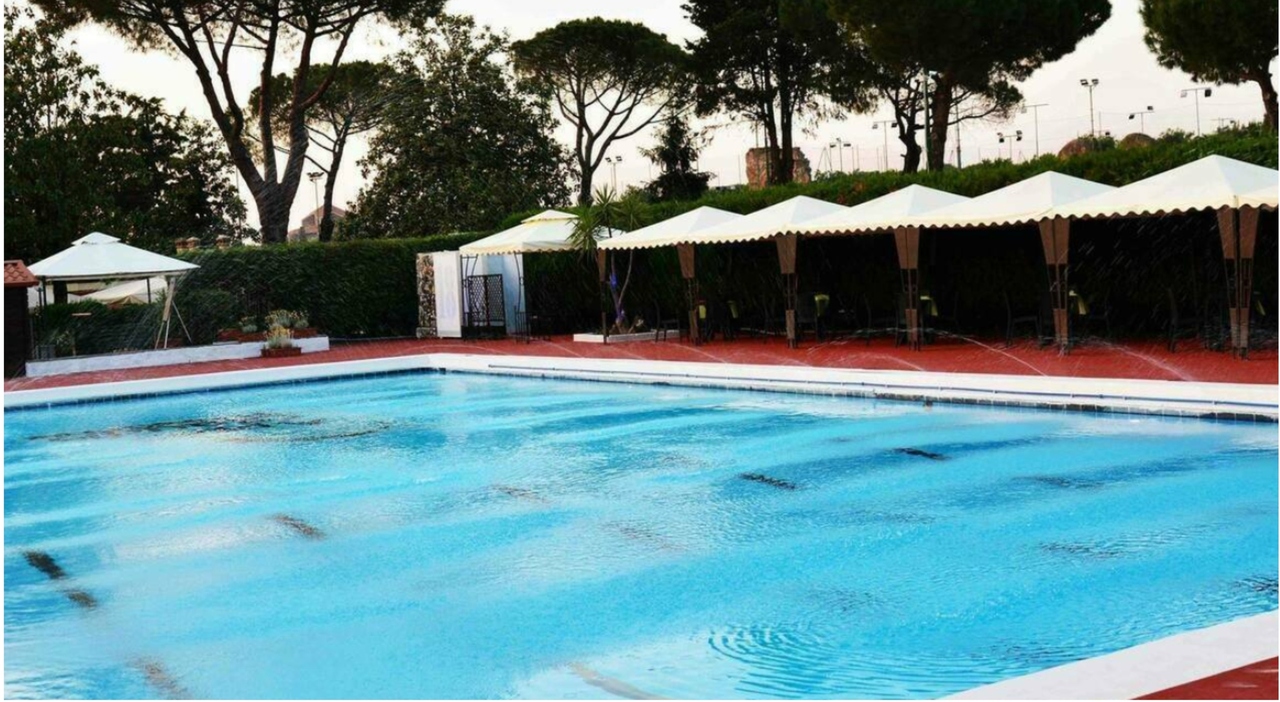https://statics.cedscdn.it/photos/MED_HIGH/2026/07/19/9660637_19173531_il_circolo_e_stato_temporaneamente_chiuso.jpg