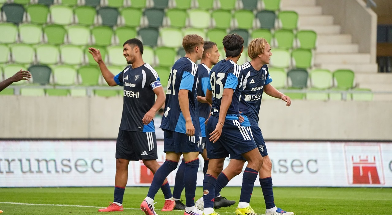 Giocatori del Lecce in campo
