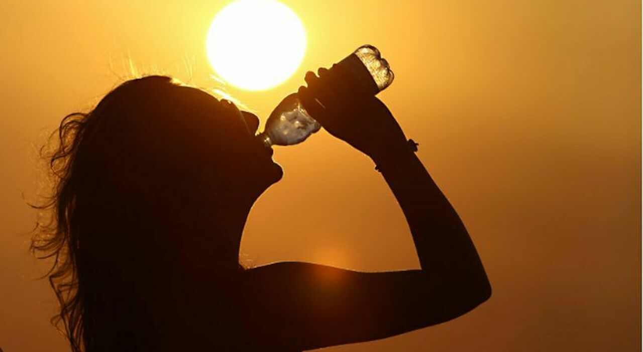 ondate di calore in campania allerta prorogata fino alle 13 di mercoled236 22 luglio da Ilmattino.it ondate di calore in campania allerta prorogata fino alle 13 di mercoled236 22 luglio
