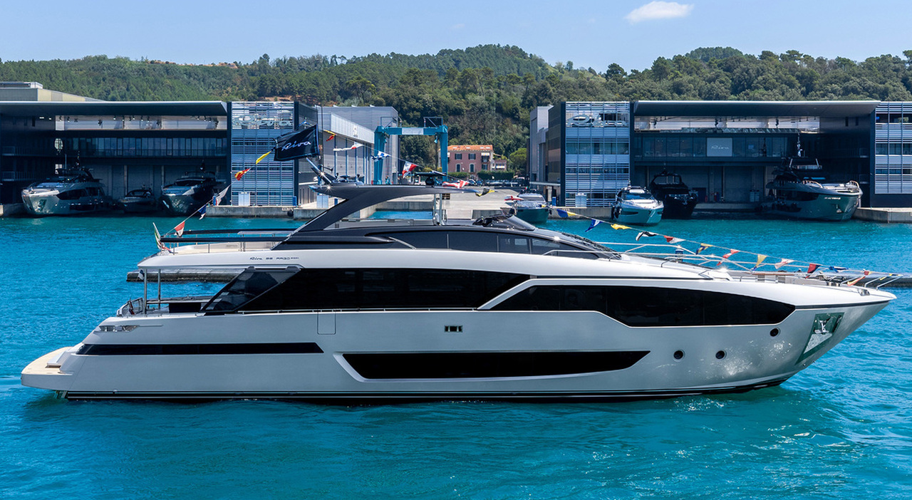 il nuovo Riva 96 Argo Super