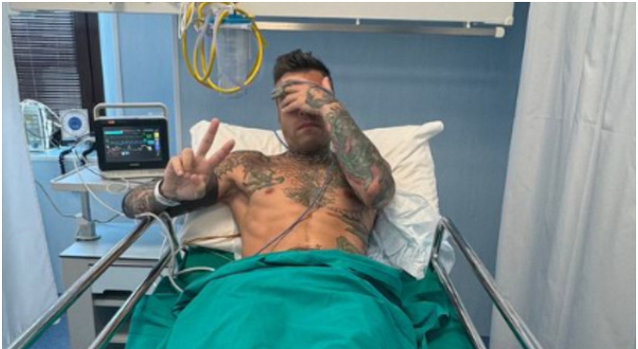 https://statics.cedscdn.it/photos/MED_HIGH/2026/07/21/9664000_21112801_fedez_ricoverato_urgenza_ospedale_come_sta_riaperta_ulcera_oggi.jpg
