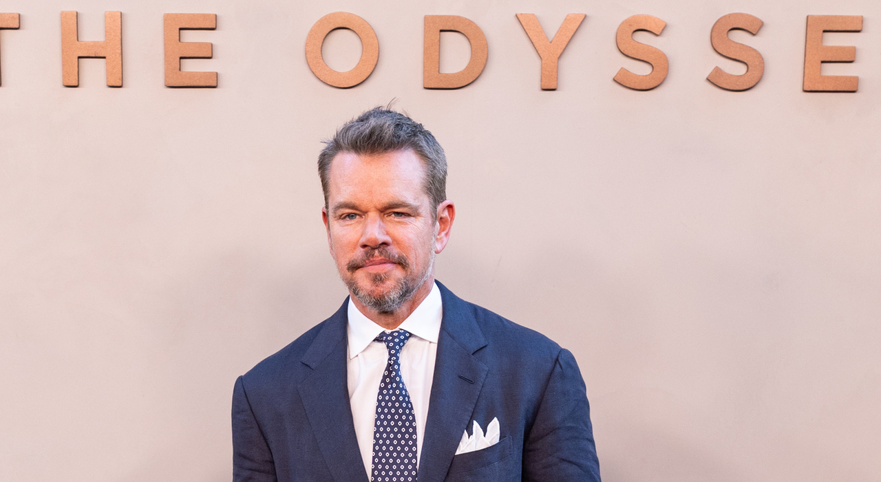 https://statics.cedscdn.it/photos/MED_HIGH/2026/07/23/9668013_23102946_matt_damon_dieta_perso_10_chili_ulisse_odissea_braccia_donna_charlize_theron_nudo.jpg