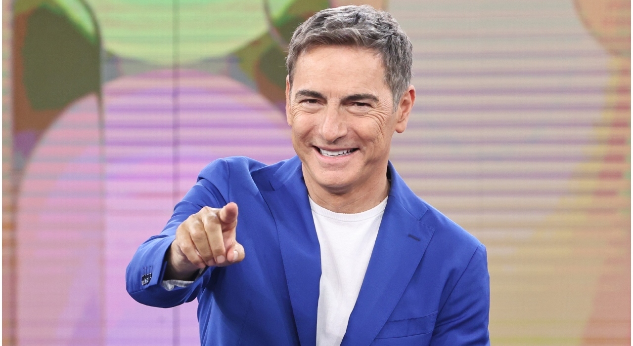 https://statics.cedscdn.it/photos/MED_HIGH/2026/07/23/9668021_23132631_marco_liorni_copertina.jpg