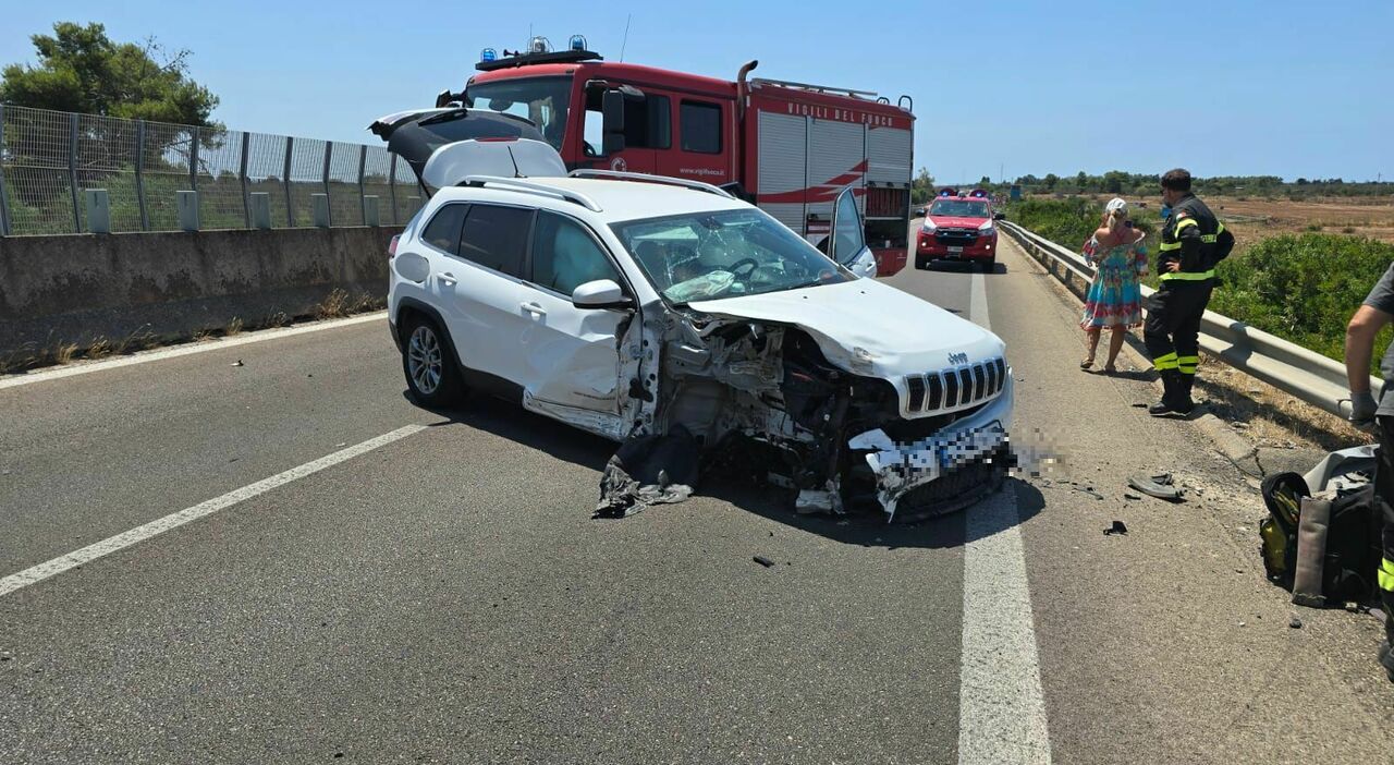 contromano sulla statale incidente frontale tra due auto tre feriti e lunghe code in direzione gallipoli in ospedale anche mamma e bambino da Quotidianodipuglia.it contromano sulla statale incidente frontale tra due auto tre feriti e lunghe code in direzione gallipoli in ospedale anche mamma e bambino