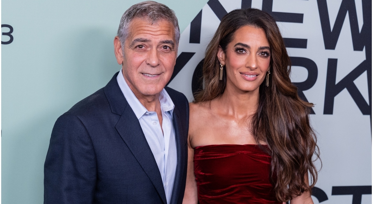 https://statics.cedscdn.it/photos/MED_HIGH/2026/07/23/9668459_23165249_clooney_toto.jpg