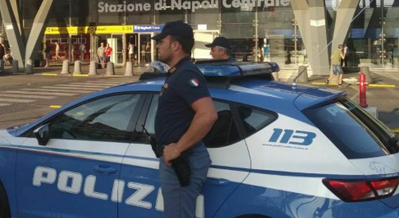 napoli abusa di una 16enne in stazione inseguito e arrestato dalla polizia da Ilmattino.it napoli abusa di una 16enne in stazione inseguito e arrestato dalla polizia