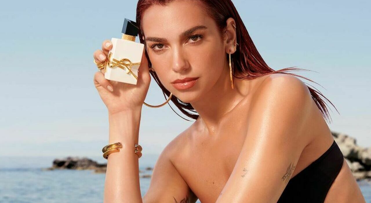 https://statics.cedscdn.it/photos/MED_HIGH/2026/07/26/9673890_26154407_dua_lipa_ysl.jpg