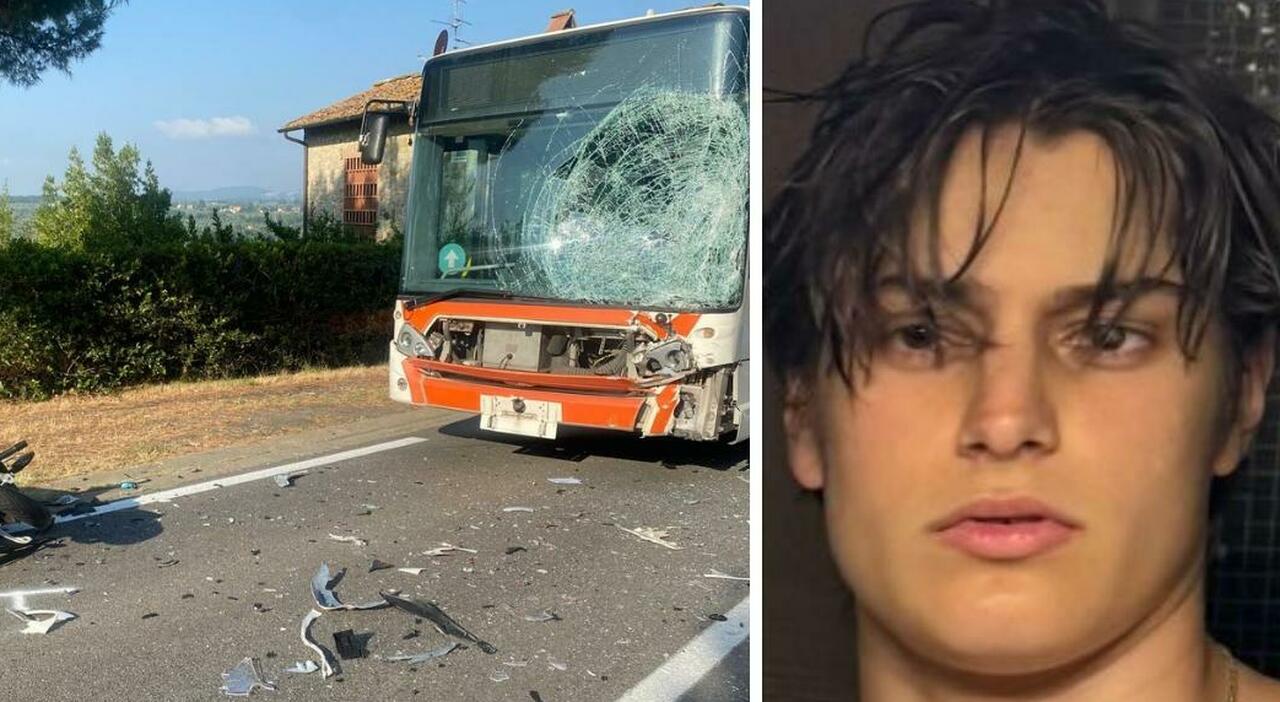https://statics.cedscdn.it/photos/MED_HIGH/2026/07/27/9675648_27172443_edoardo_varvarito_morto_scooter_bus_firenze.jpg