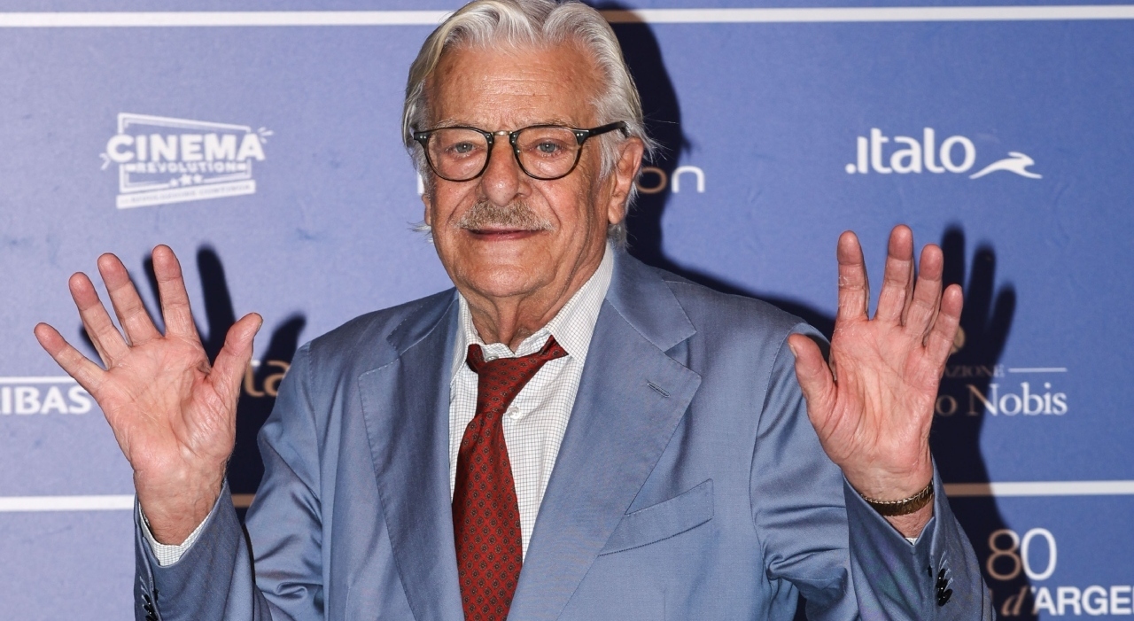 https://statics.cedscdn.it/photos/MED_HIGH/2026/07/29/9679201_29121914_giancarlo_giannini_compie_84_anni_chi_e_carriera_vita_privata_5_.jpg