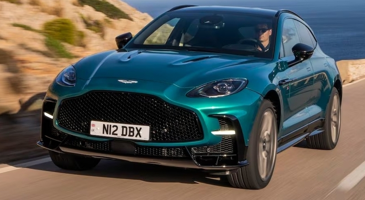 Aston Martin DBX